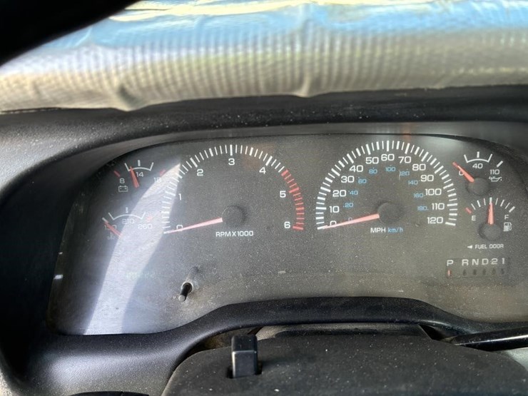 2001-dodge-ram-3500-image-14