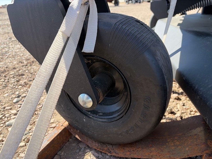 2025-yakta-yxr-920-commercial-zero-turn-mower-image-18