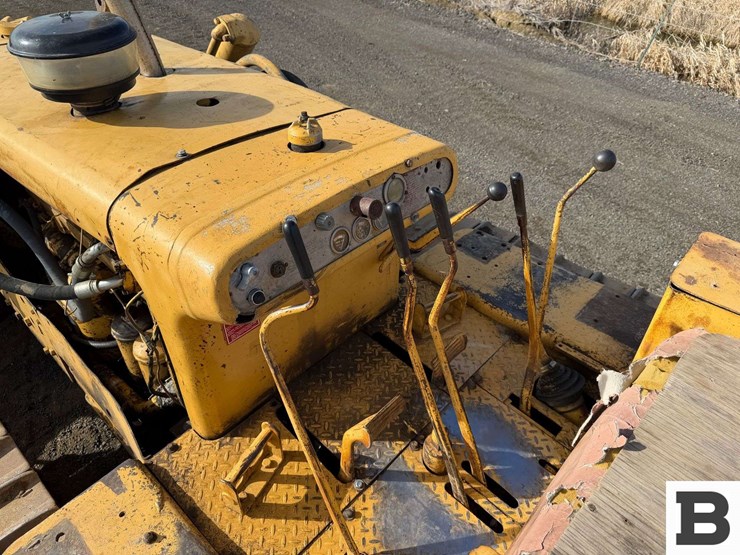 caterpillar-d6c-image-25