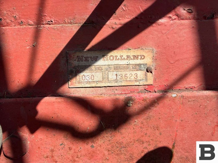 new-holland-1030-image-30