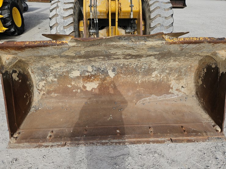 2016-sdlg-l938f-image-3