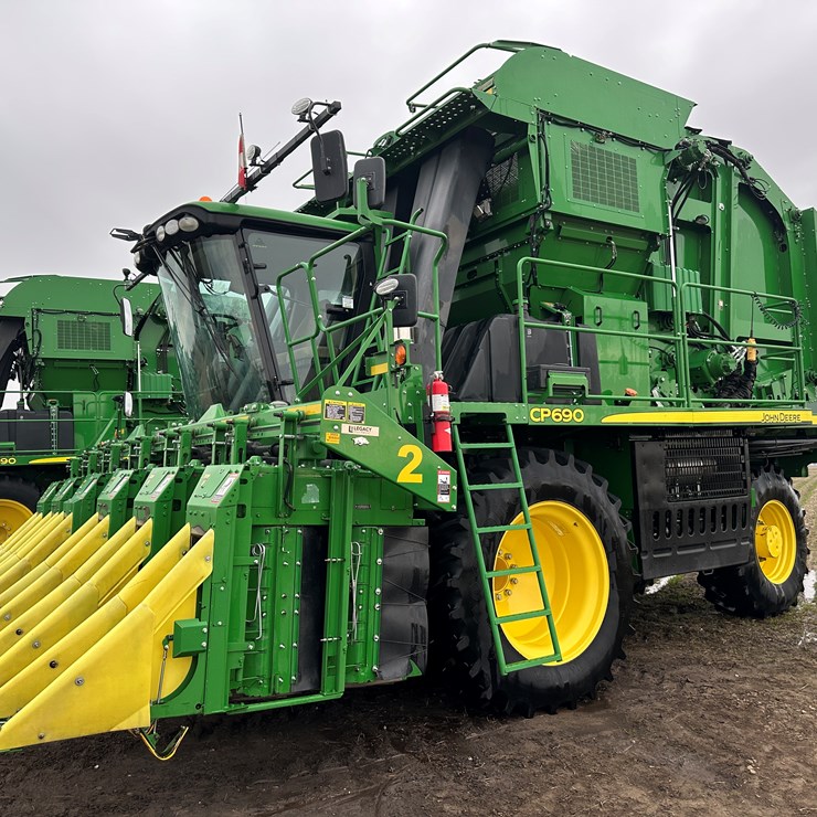 2021 JOHN DEERE CP690
