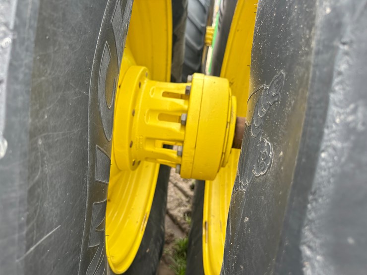 2020-john-deere-9470r-image-15