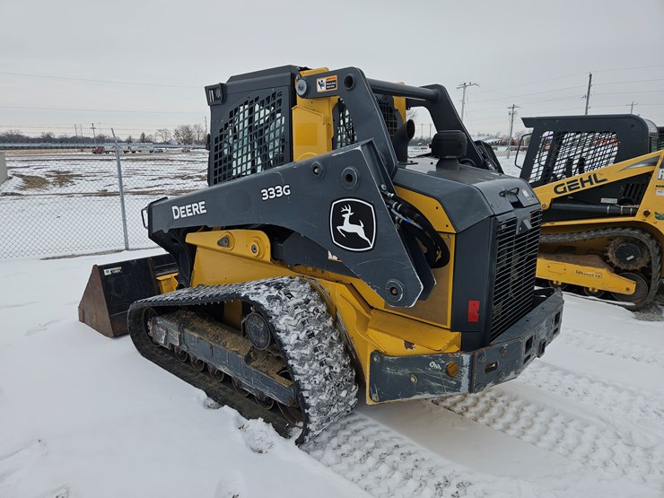 2020-deere-333g-image-16