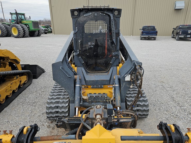 2022-deere-333g-image-4