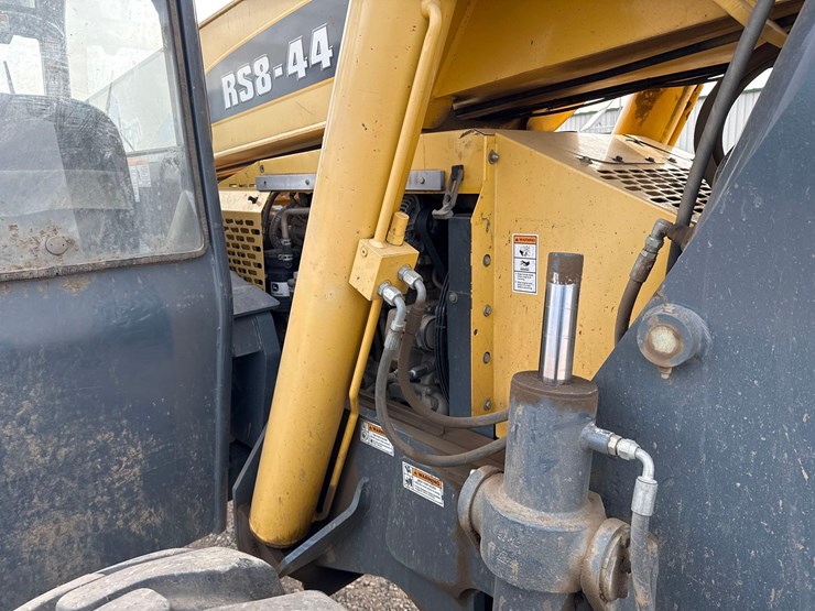 gehl-rs8-44-image-12