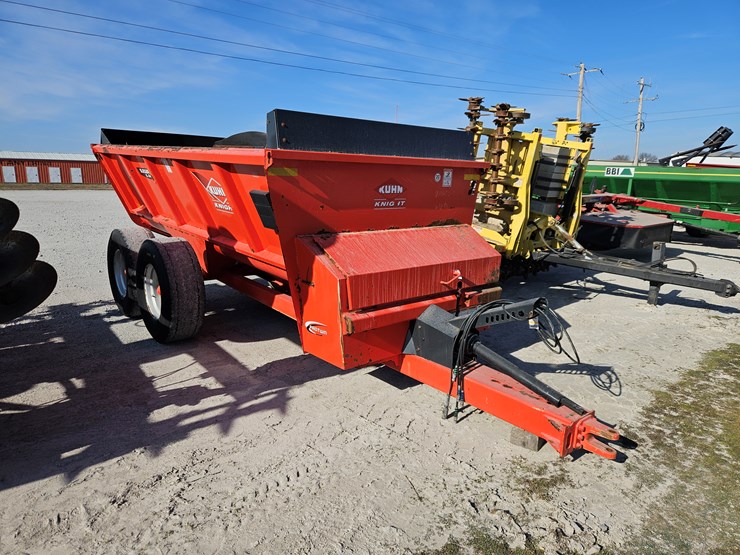 2018-kuhn-knight-sl124-image-1