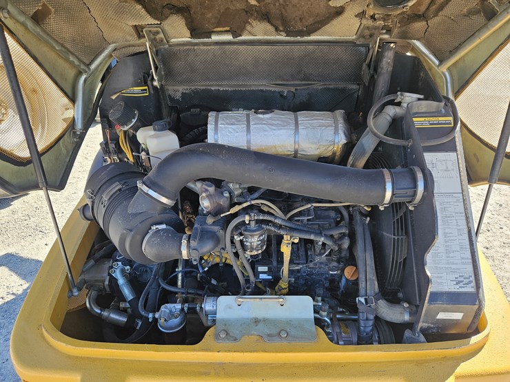 2013-deere-204k-image-10