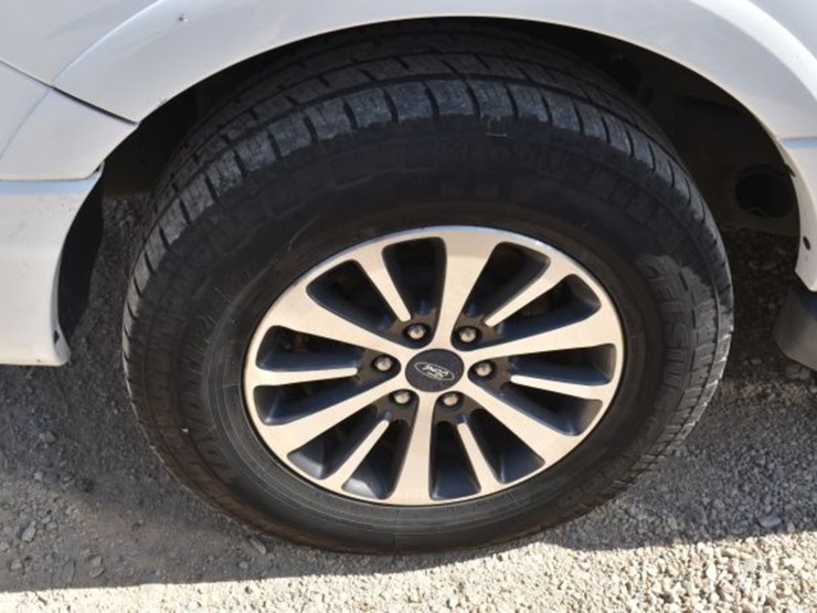 2017-ford-expedition-image-6