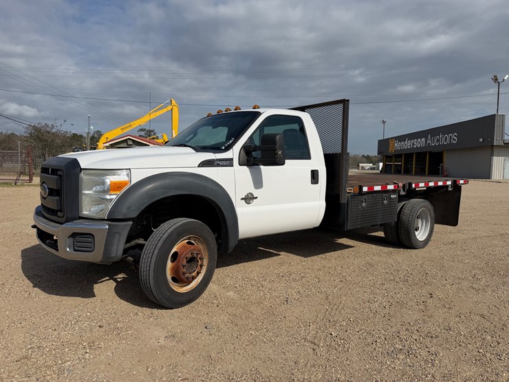 2014-ford-f550-image-1