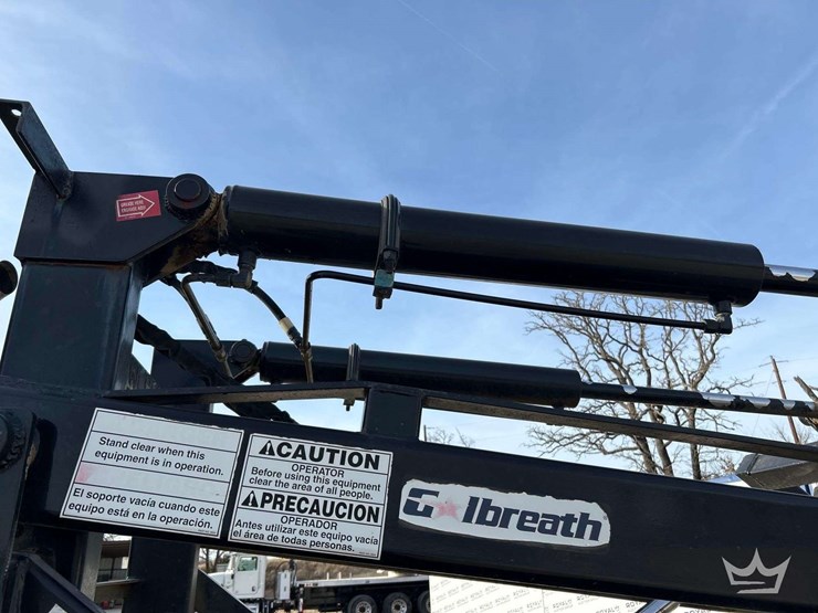 2015-peterbilt-337-image-26