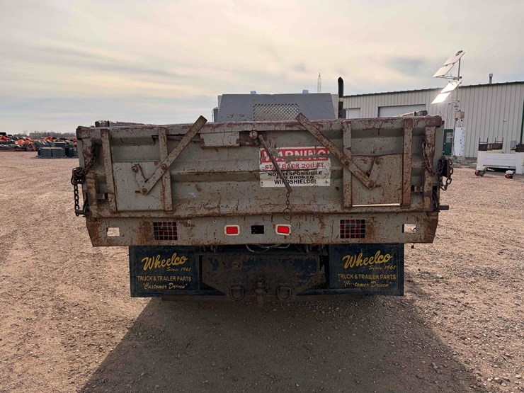 2001-tk-sterling-m5500-chassis-image-7