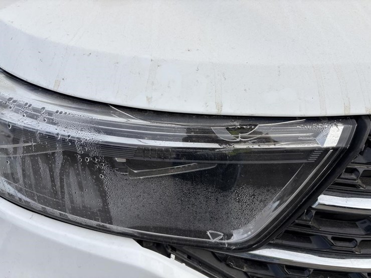 2021-ford-explorer-image-28