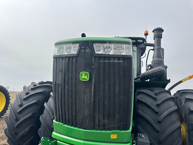 2020-john-deere-9470r-image-40