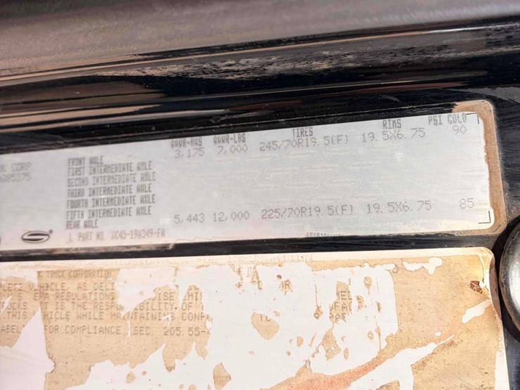 2001-tk-sterling-m5500-chassis-image-35