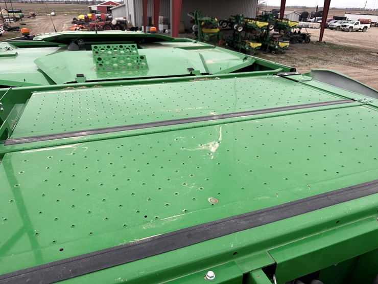 2020-john-deere-s780-image-95