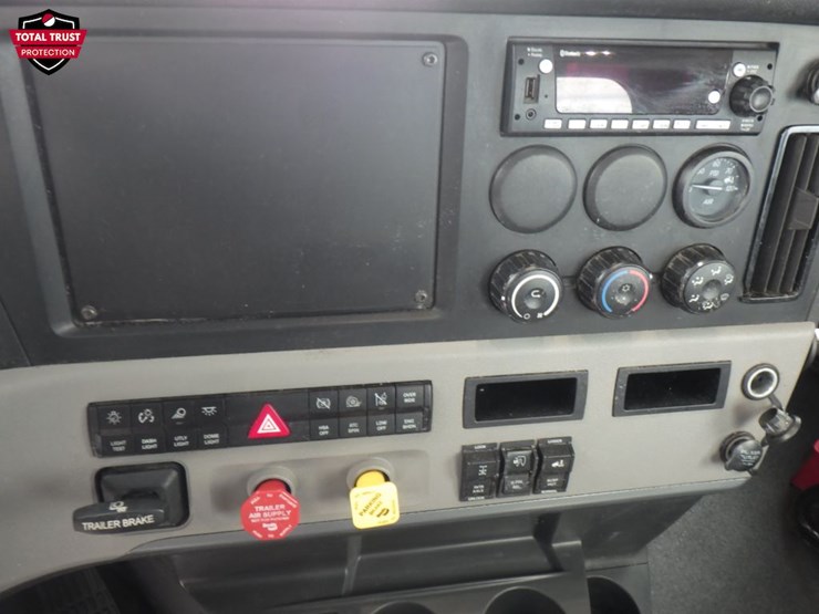 2022-freightliner-cascadia-116-image-17