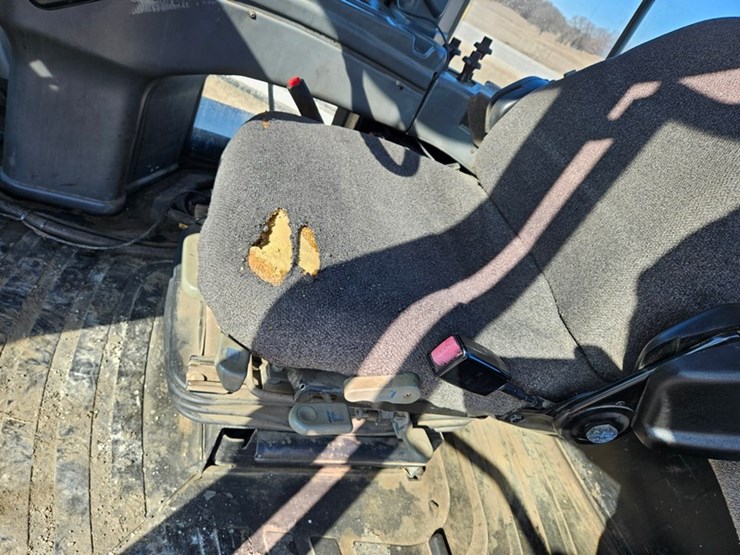 new-holland-9682-image-30