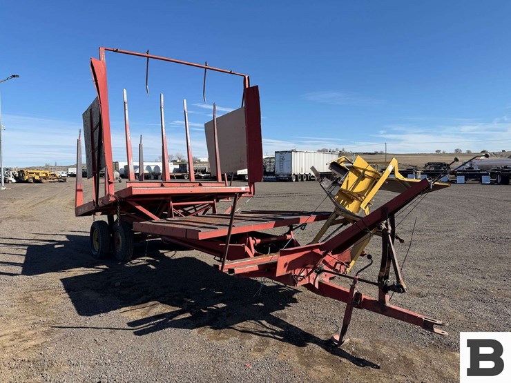 new-holland-1030-image-7