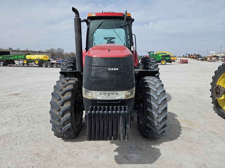 2010-case-ih-magnum-190-image-2