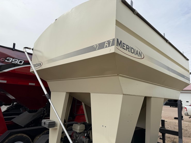 2021-meridian-375rt8-image-4