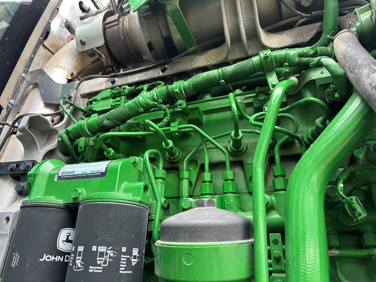 2021-john-deere-r4038-image-80