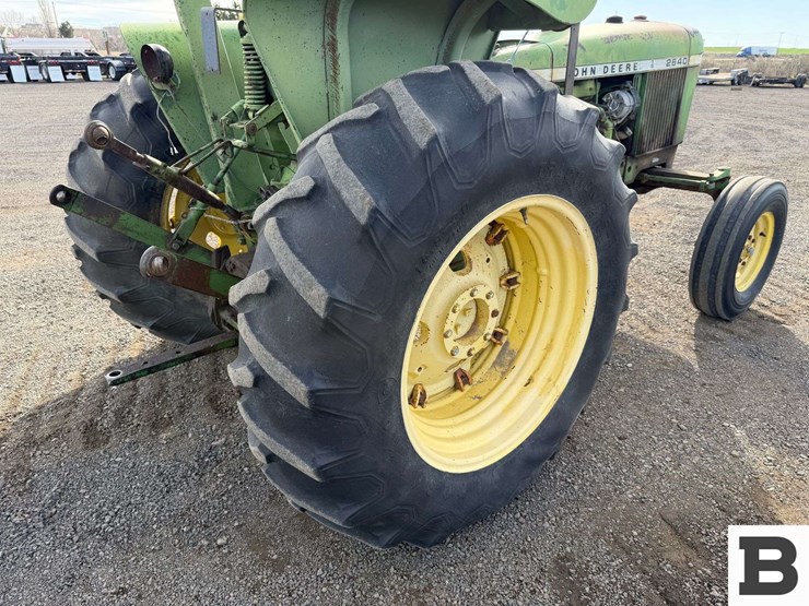 1978-john-deere-2640-image-33