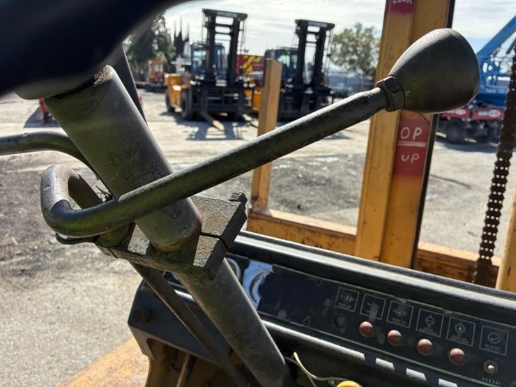 caterpillar-v150-image-14