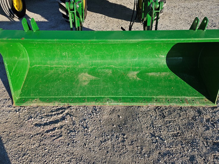 2024-john-deere-6175m-image-3