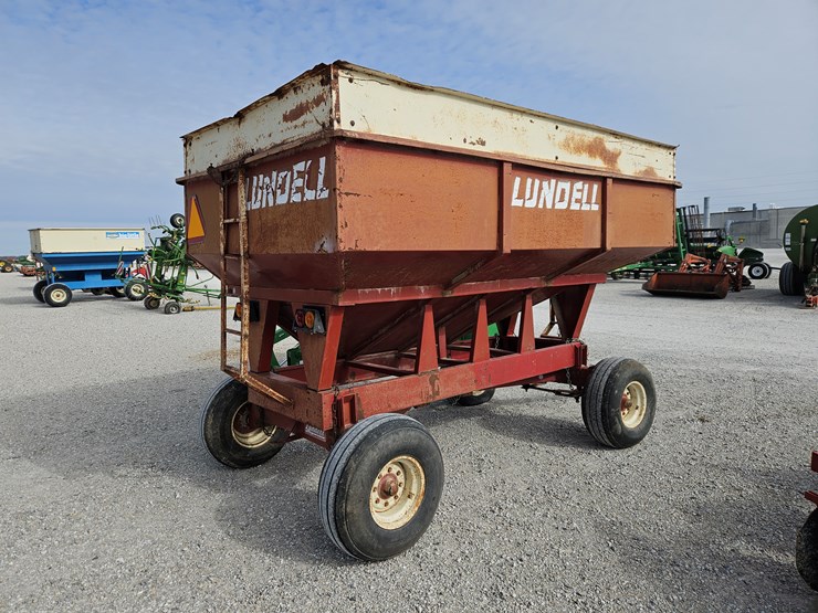 #203619-•-lundell-gravity-wagon-image-4