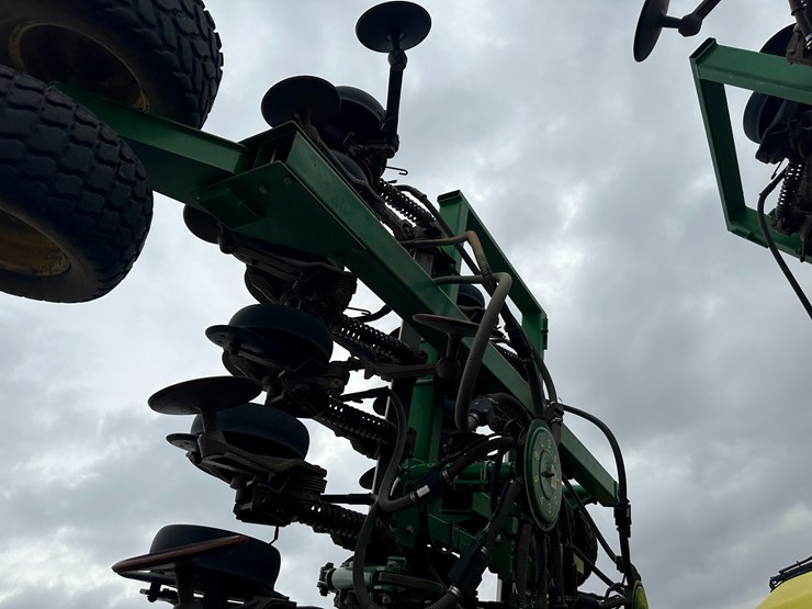 john-deere-1890-image-35