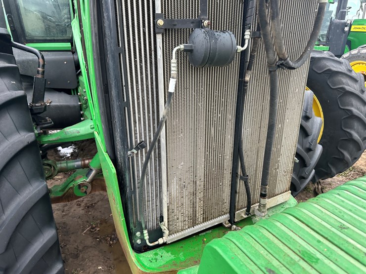2012-john-deere-8335r-image-55