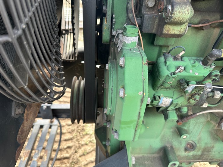 john-deere-4045t-image-17