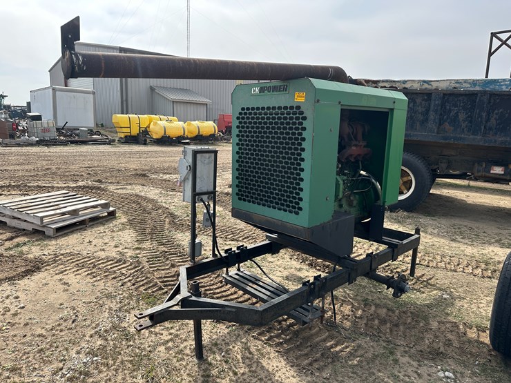 john-deere-4045t-image-1