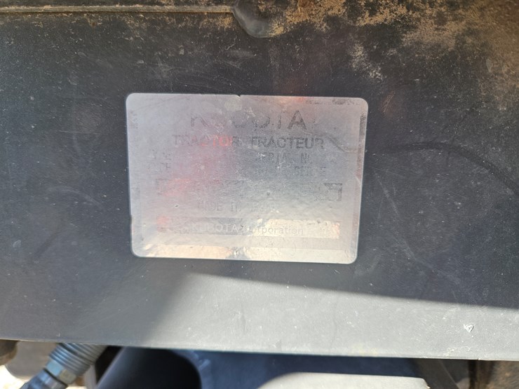 kubota-m7060-image-9