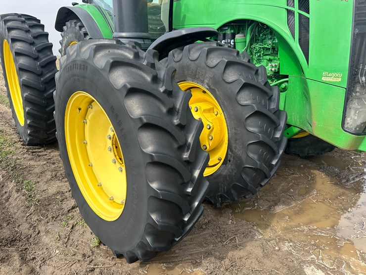 2019-john-deere-8295r-image-9