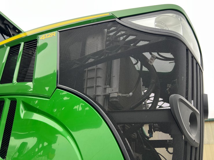 john-deere-412r-image-14