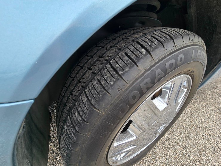 2006-cadillac-gm-superior-coach-6-door-limousine---only-21,567-miles-image-56