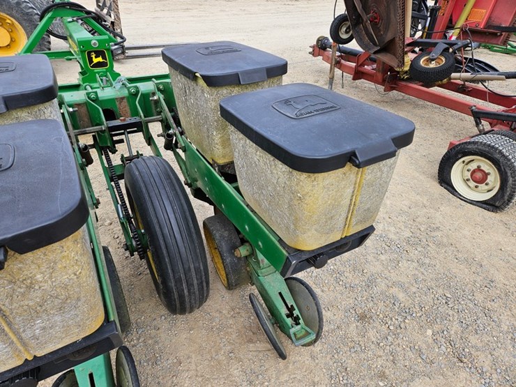 john-deere-7300-image-20