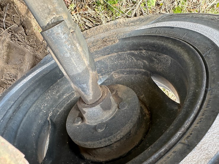 john-deere-4045d-image-7