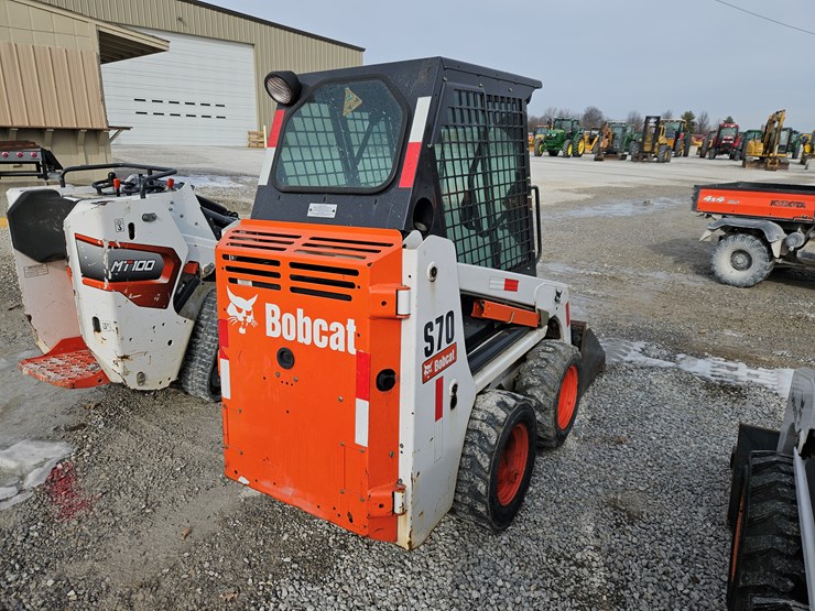 2016-bobcat-s70-image-16