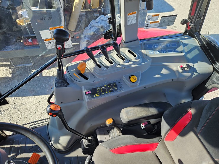 2021-mahindra-9125p-image-18