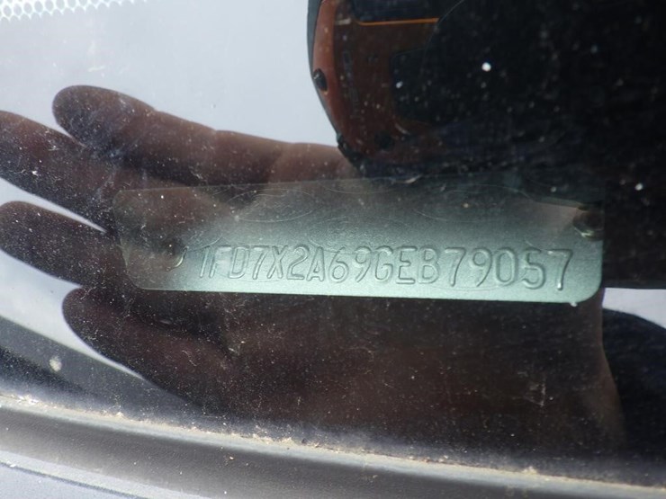 2016-ford-f250-image-13