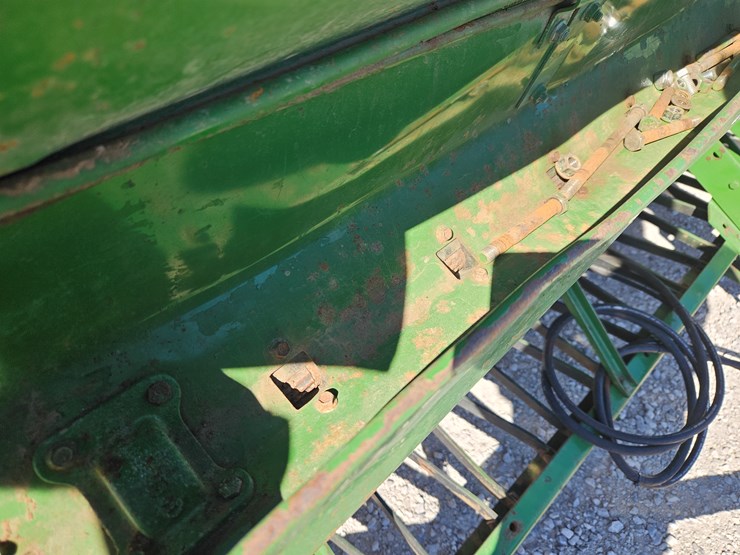 1986-john-deere-450-image-4