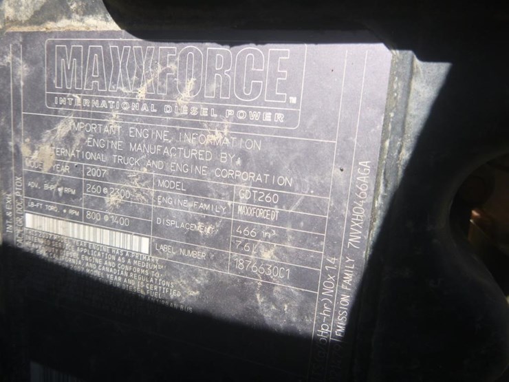 2008-international-7400-image-22