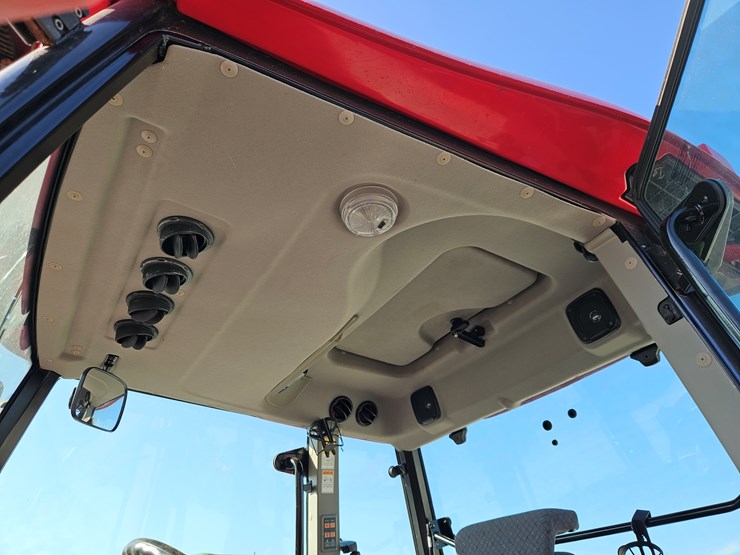 2014-mahindra-mforce-100s-image-15