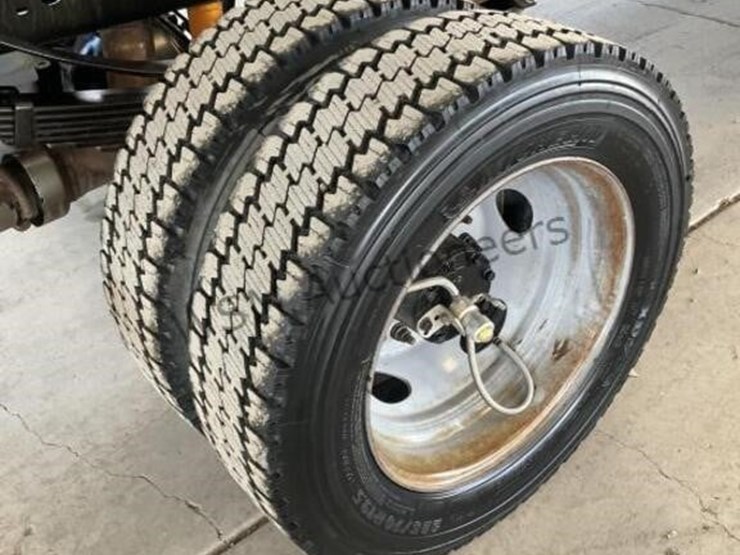 2016-ford-f450-image-8