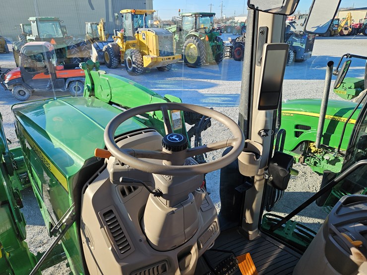 2024-john-deere-6175m-image-13