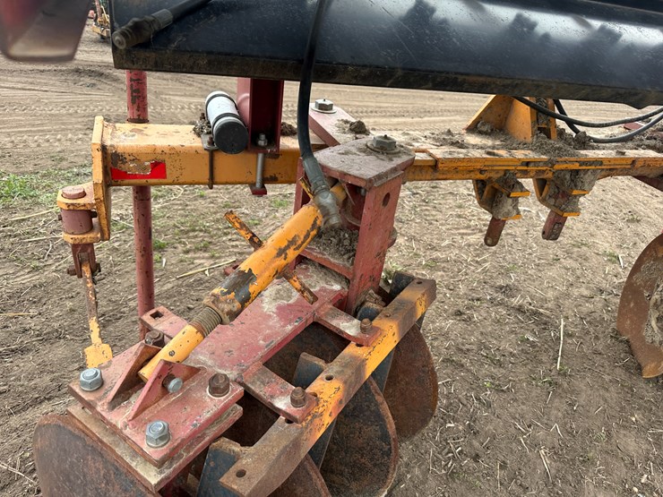 #40115-•-w&m-manufacturing-825-levee-plow-w/w&a-levee-seeder-image-6