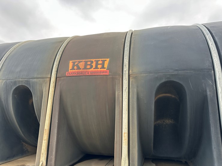 #38802-•-2022-kbh-40'-t/a-6000-gallon-nurse-trailer-vin:-1t9gn4022nc623368-image-48